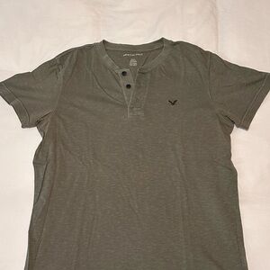 American Eagle Outfitters Men's Olive Henley Shirt